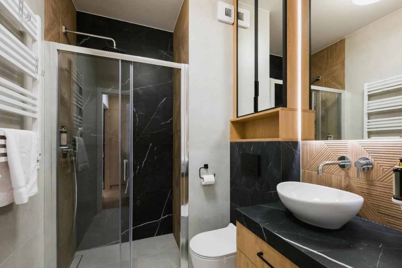 Tauron Arena Apartment With Garage - Krakow Lema Eksteriør billede