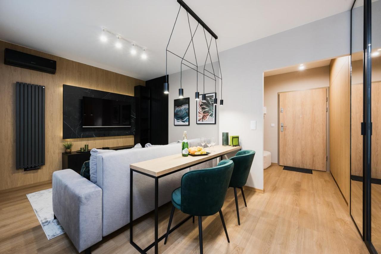 Tauron Arena Apartment With Garage - Krakow Lema Eksteriør billede
